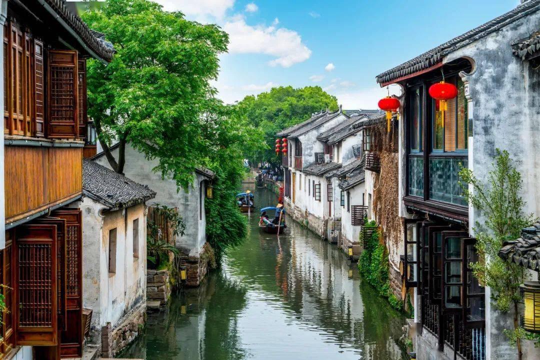 贴地飞行,系统解决,房地产下半场全面突围之道