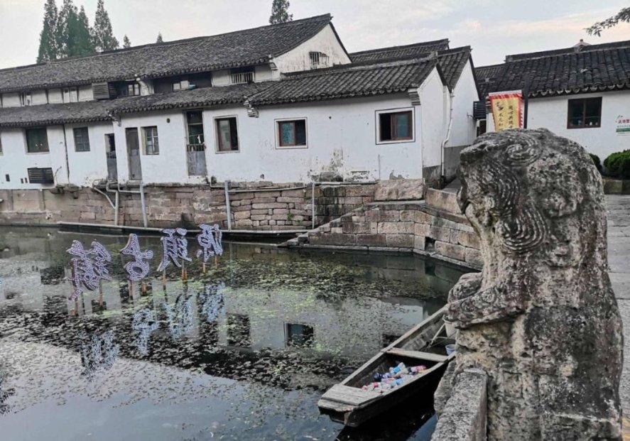 何以中国·向海泉州 |四只手,两秒钟,“媒婆变仙女”!